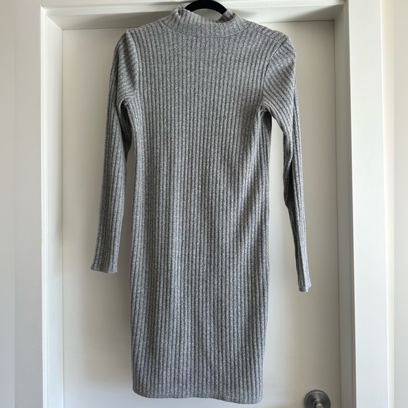 Wilfred Free Ribbed Dress - Picture 3 of 4